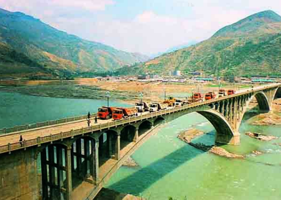 白龍江寶珠寺公路大橋